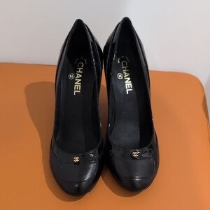CHANEL Black Patent Leather Heels
